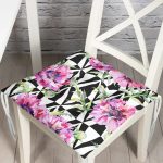 - P2500-Gorsel - Realhomes RealHomes Özel Tasarım Düğmeli Pofuduk Sandalye Minderi Realhomes