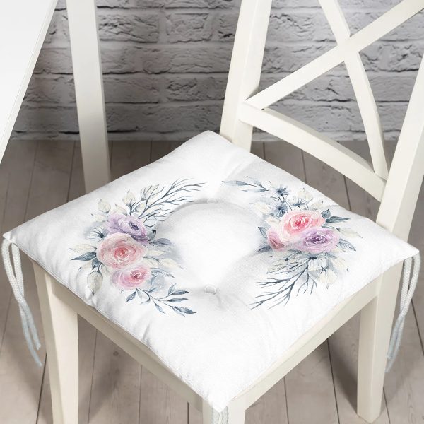 - P2521-Gorsel - Realhomes  Beyaz Zemin Üzerinde Siyah Çizgili Gold Yazılı Happy Holidays Yazılı Yuvarlak Masa Örtüsü - Çap 140cm Realhomes