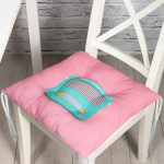 - P3018-Gorsel - Realhomes Nostaljik Radyo Temalı Dijital Baskılı Pofuduk Sandalye Minderi Realhomes