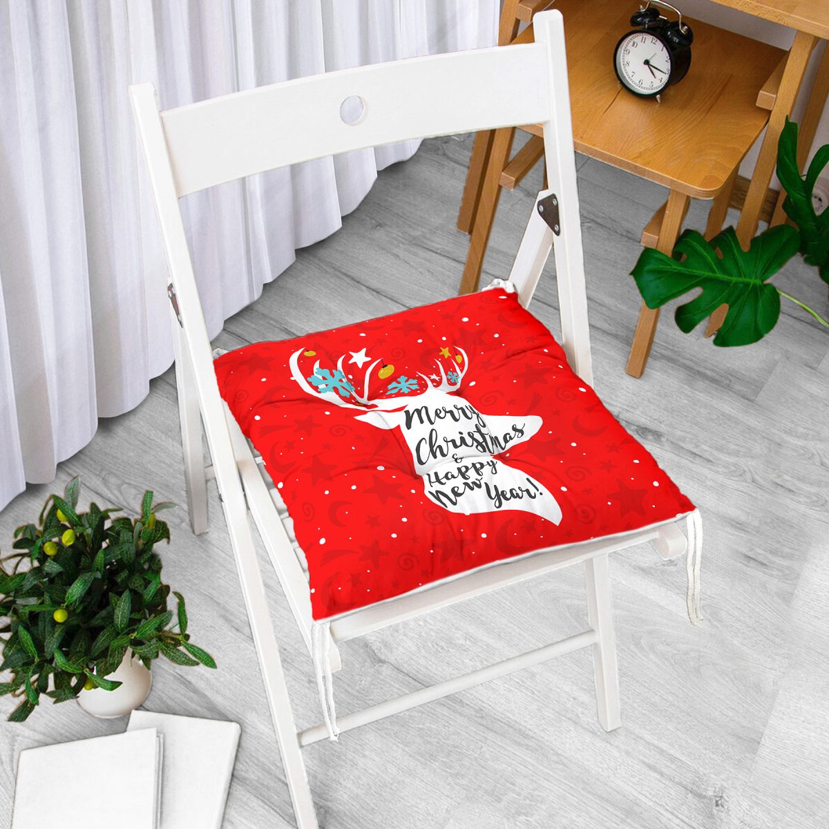 Merry Christmas Geyik Desenli Dekoratif Pofuduk Sandalye Minderi Realhomes