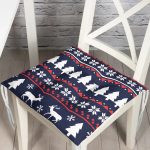 - P3061-Gorsel - Realhomes Lacivert Zeminli Ağaç ve Geyik Desenli Dekoratif Pofuduk Sandalye Minderi Realhomes