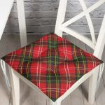 - P3084-Gorsel - Realhomes  Kırmızı Zeminde Siyah Edkose Desenli Dekoratif Pofuduk Sandalye Minderi Realhomes