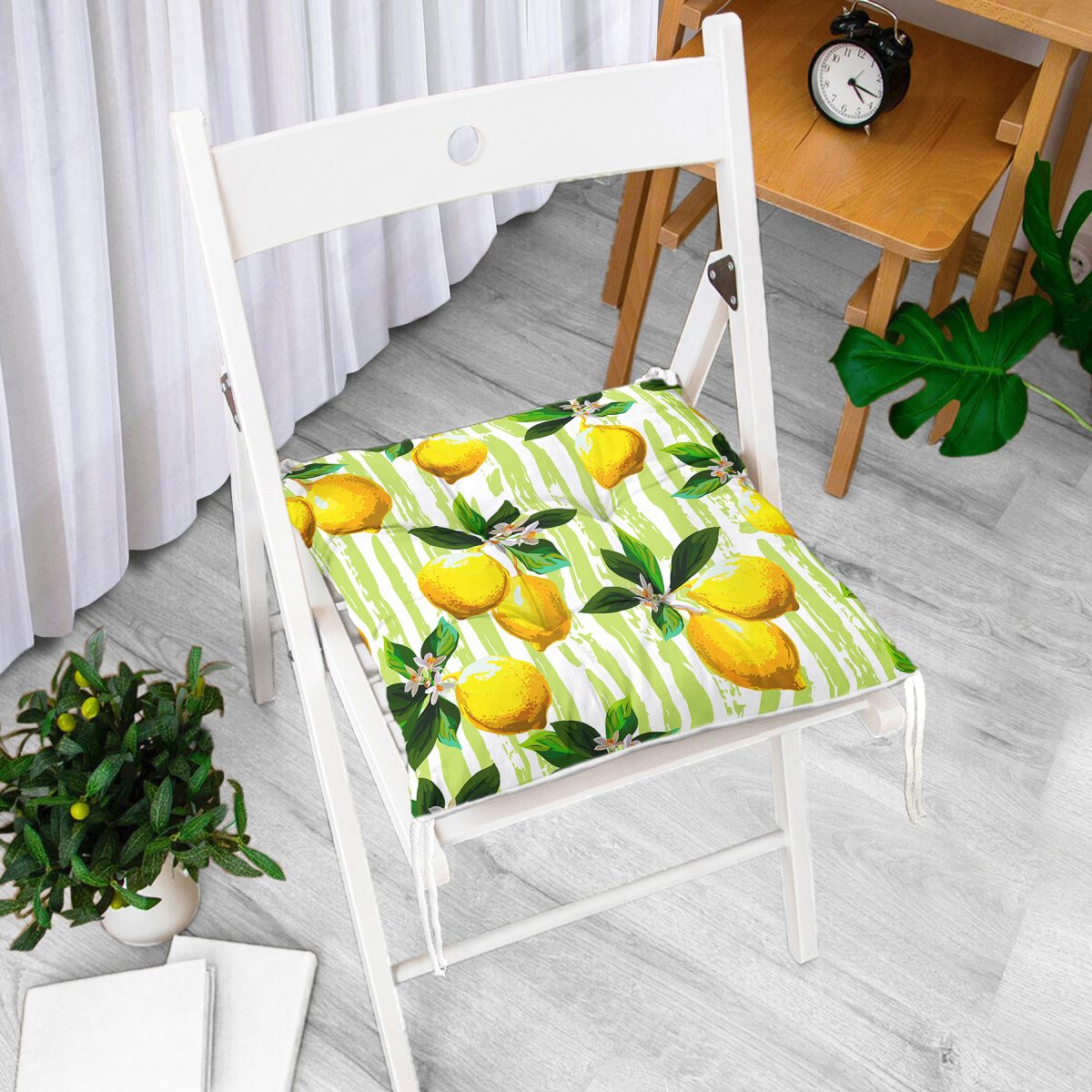 Yeşil Zeminli 3 Boyutlu Limon Desenli Dijital Baskılı Pofuduk Sandalye Minderi Realhomes