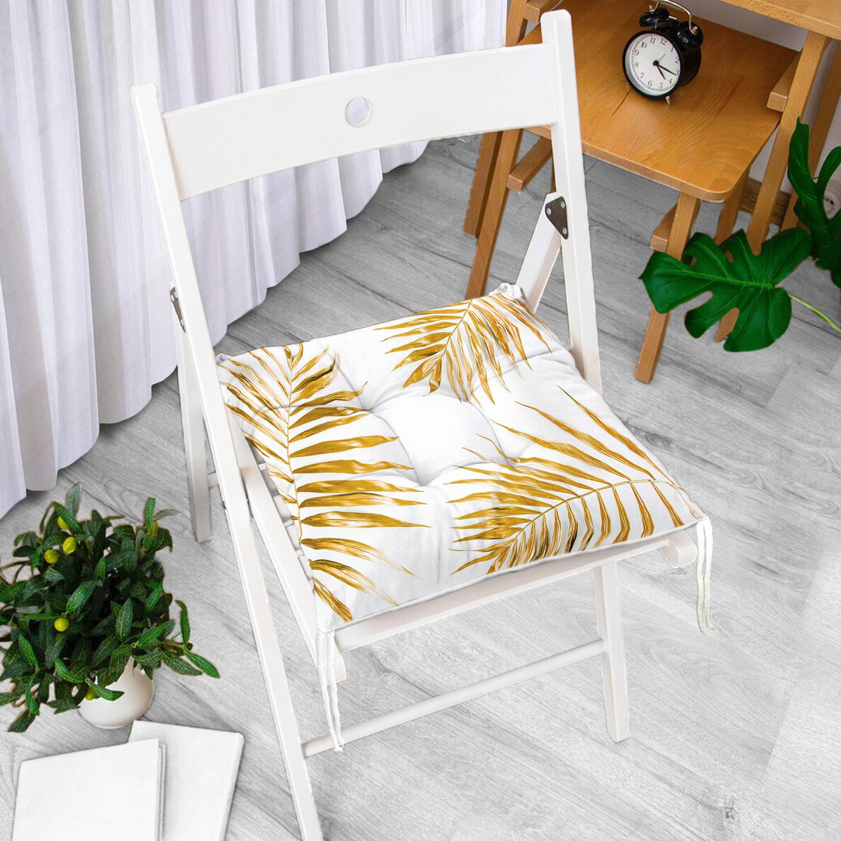 Altın Renkli Palmiye Yaprakları Dijital Baskılı Pofuduk Sandalye Minderi Realhomes