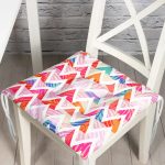 - P3203-Gorsel - Realhomes Geometrik Desenli Renkli Zeminli Modern Pofuduk Sandalye Minderi Realhomes