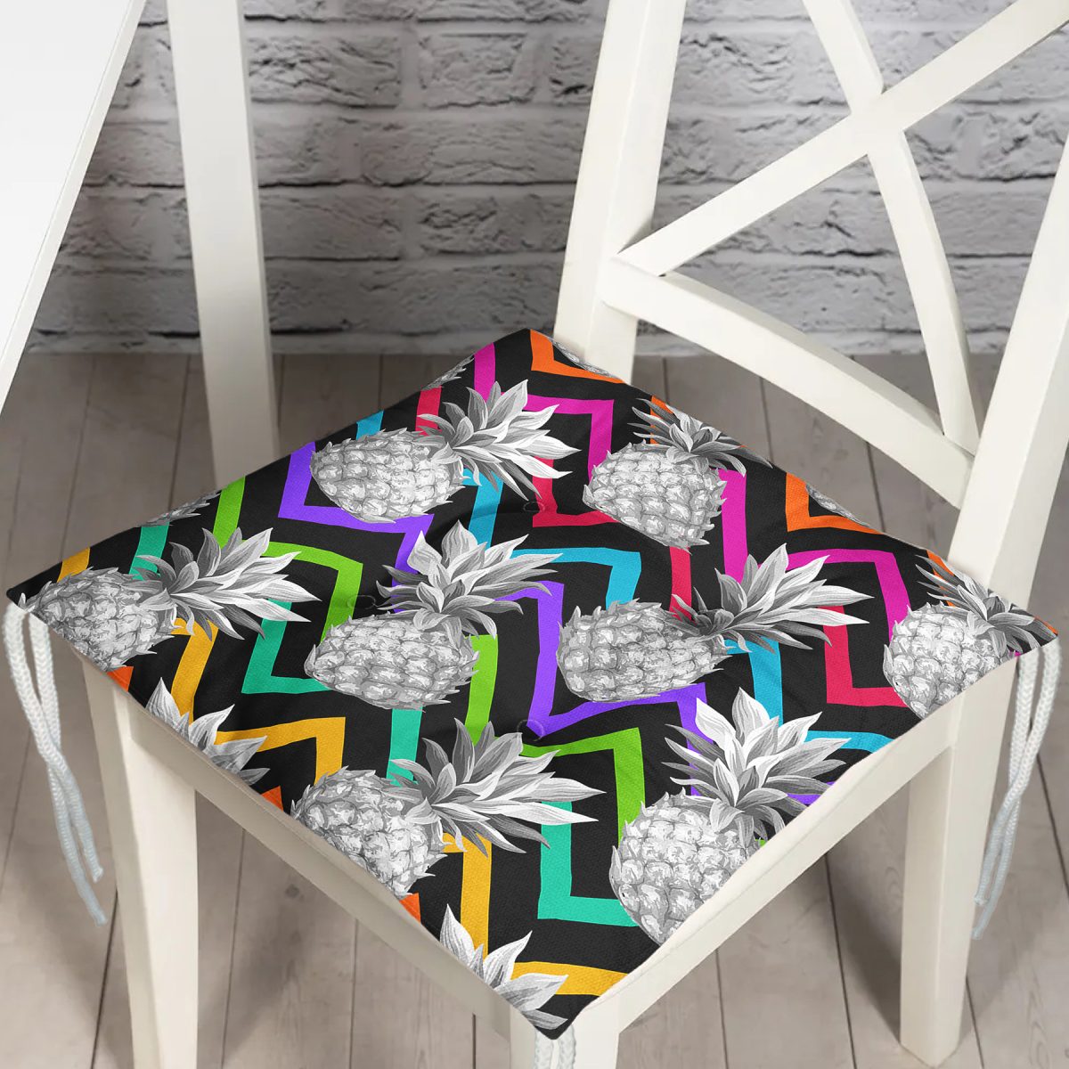 Siyah Zigzag Temalı Ananas Desenli Modern Pofuduk Sandalye Minderi Realhomes