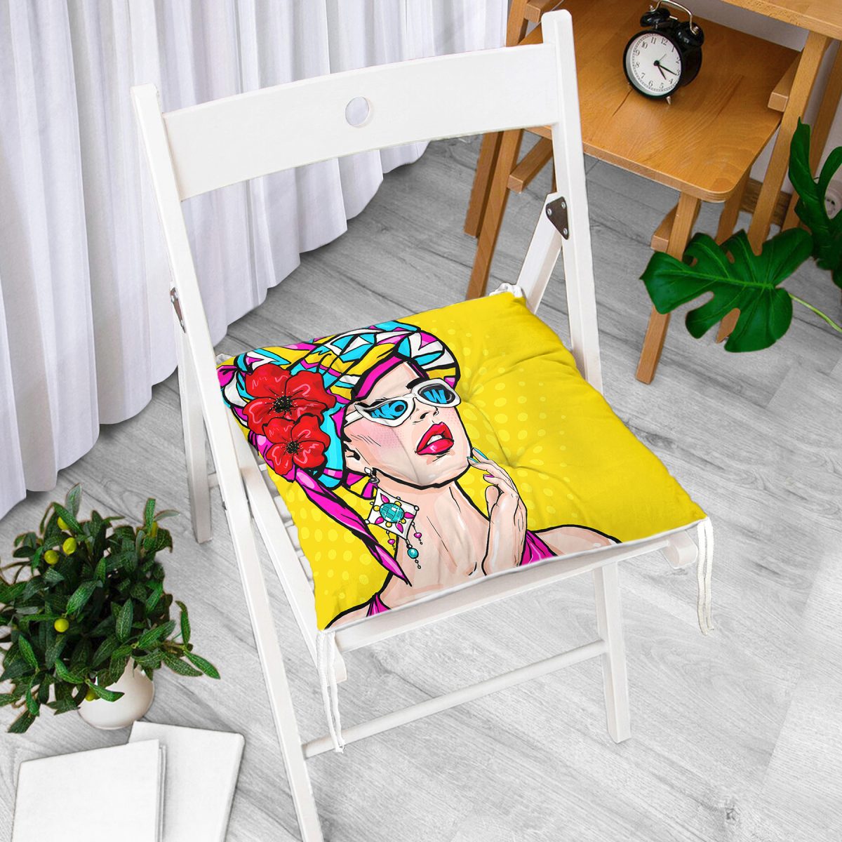 Sarı Zeminli Summer Popart Tasarımlı Dekoratif Pofuduk Sandalye Minderi Realhomes