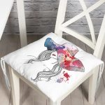 - P3296-Gorsel - Realhomes Renkli Şapka Tasarımlı Dijital Baskılı Dekoratif Pofuduk Sandalye Minderi Realhomes