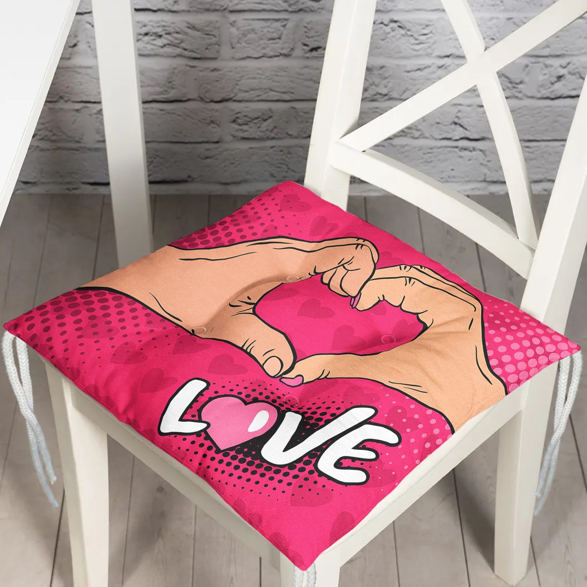 Pembe Love Popart Tasarımlı Dijital Baskılı Pofuduk Sandalye Minderi Realhomes