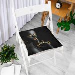 - P3350-Gorsel-1 - Realhomes Siyahı Kadın Motifli Özel Tasarım Pofuduk Sandalye Minderi Realhomes