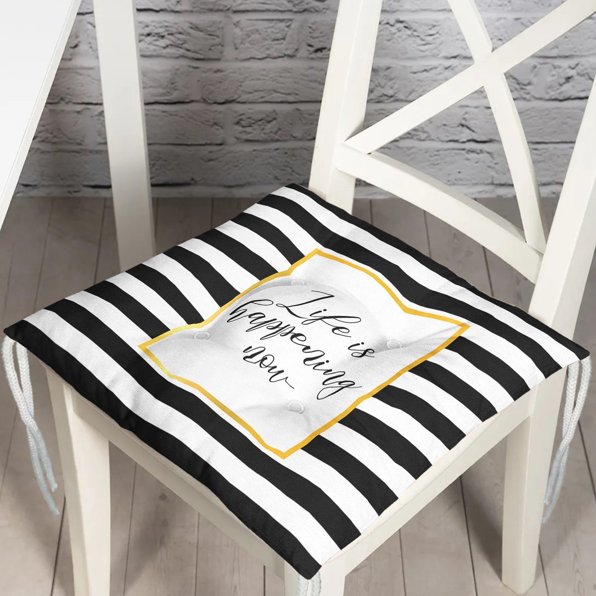 Siyah Beyaz Gold Yazılı Modern Dekoratif Pofuduk Sandalye Minderi Realhomes