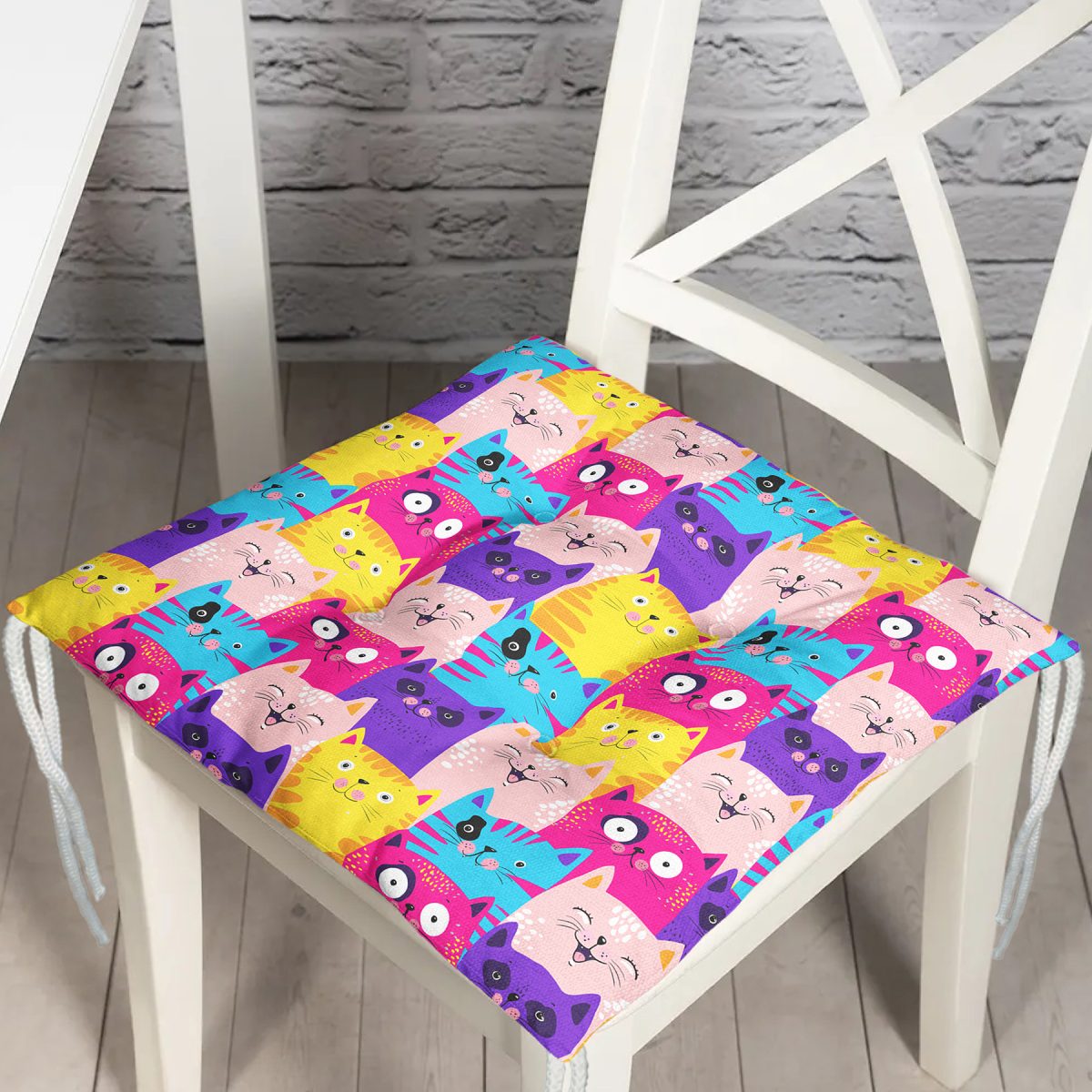 Renkli Kedicikler Çocuk Odası Özel Tasarım Pofuduk Sandalye Minderi Realhomes