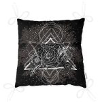 Siyah zeminde Beyaz Dekoratif Desenli Pofuduk Sandalye Minderi Realhomes