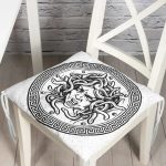 - P5010-Gorsel - Realhomes  RealHomes Eski Medusa Özel Tasarım Pofuduk Sandalye Minderi Realhomes