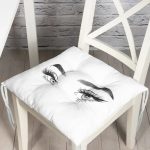 - P5096beyaz-ayna-Gorsel - Realhomes RealHomes Beyaz Zeminde Kirpik Motifli Özel Tasarım Pofuduk Sandalye Minderi Realhomes