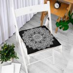 Siyah Beyaz Mandala Tasarımlı Dekoratif Pofuduk Sandalye Minderi Realhomes
