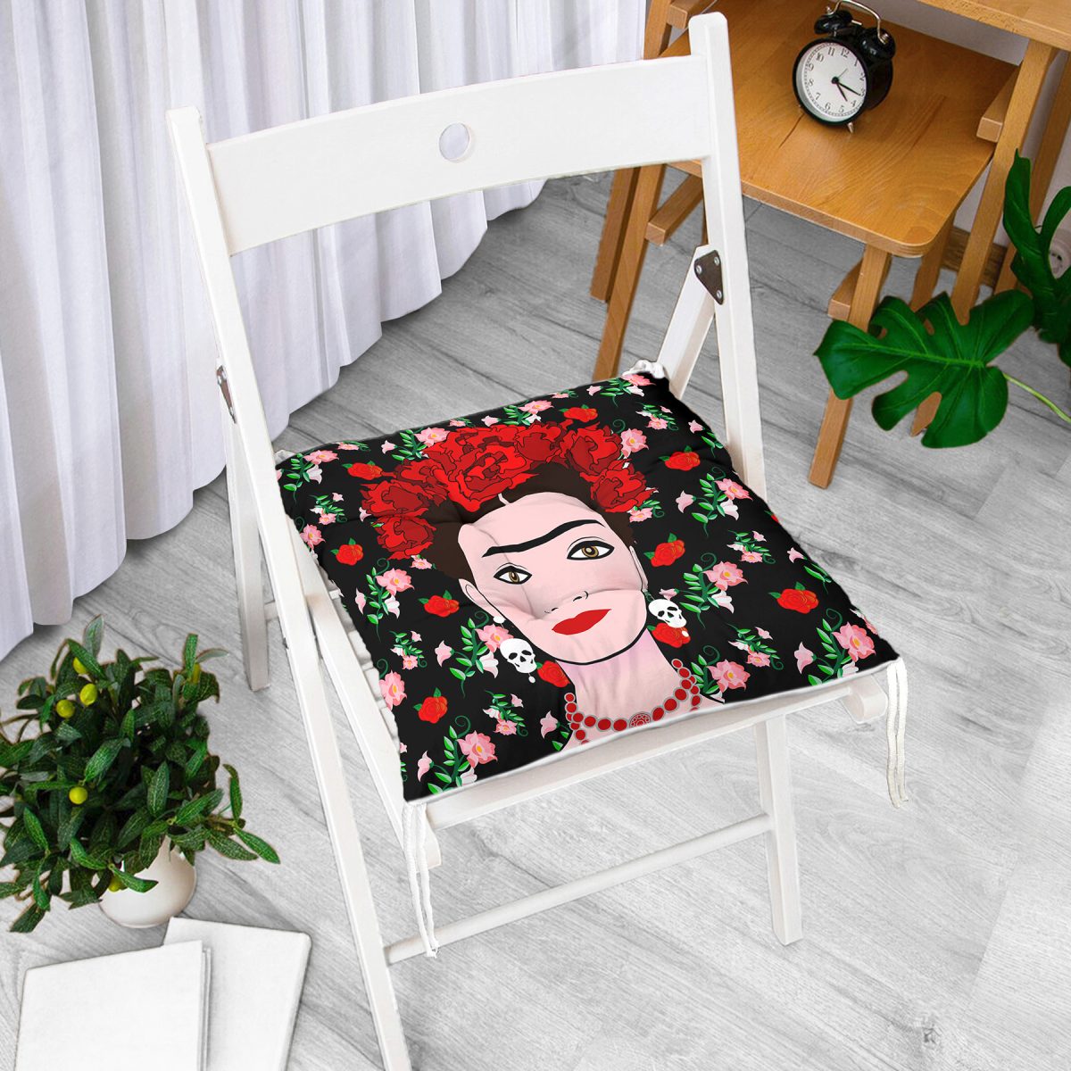 Özel Tasarım Frida Dijital Baskılı Pofuduk Sandalye Minderi Realhomes
