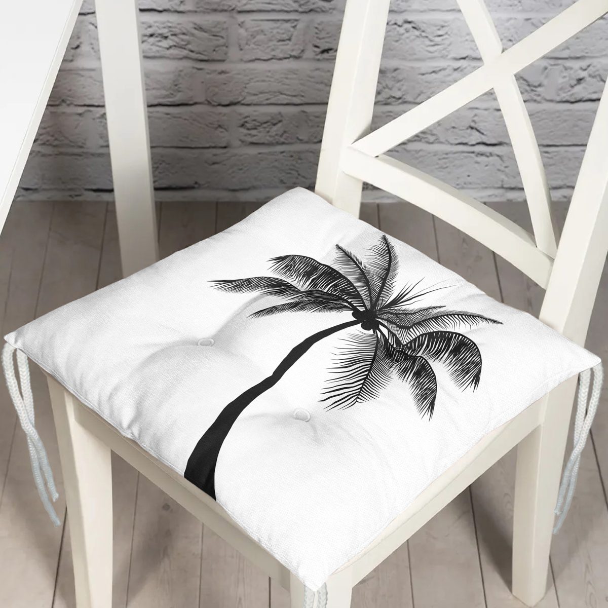 Beyaz Zeminde Siyah Palmiye Desenli Özel Tasarım Pofuduk Sandalye Minderi Realhomes