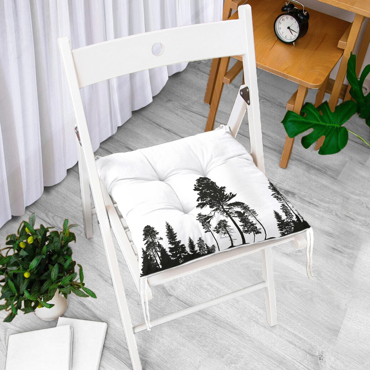 RealHomes Ağaç Tasarımlı Dekoratif Pofuduk Sandalye Minderi Realhomes