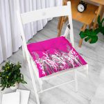 - P5233fusya-Gorsel-1 - Realhomes Fuşya Zeminde Beyaz Ve Gri Çiçek Motifli Pofuduk Sandalye Minderi Realhomes