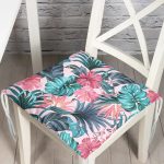 Pembe Zeminde Canlı Tropik Yaprakları Dijital Baskılı Pofuduk Sandalye Minderi Realhomes