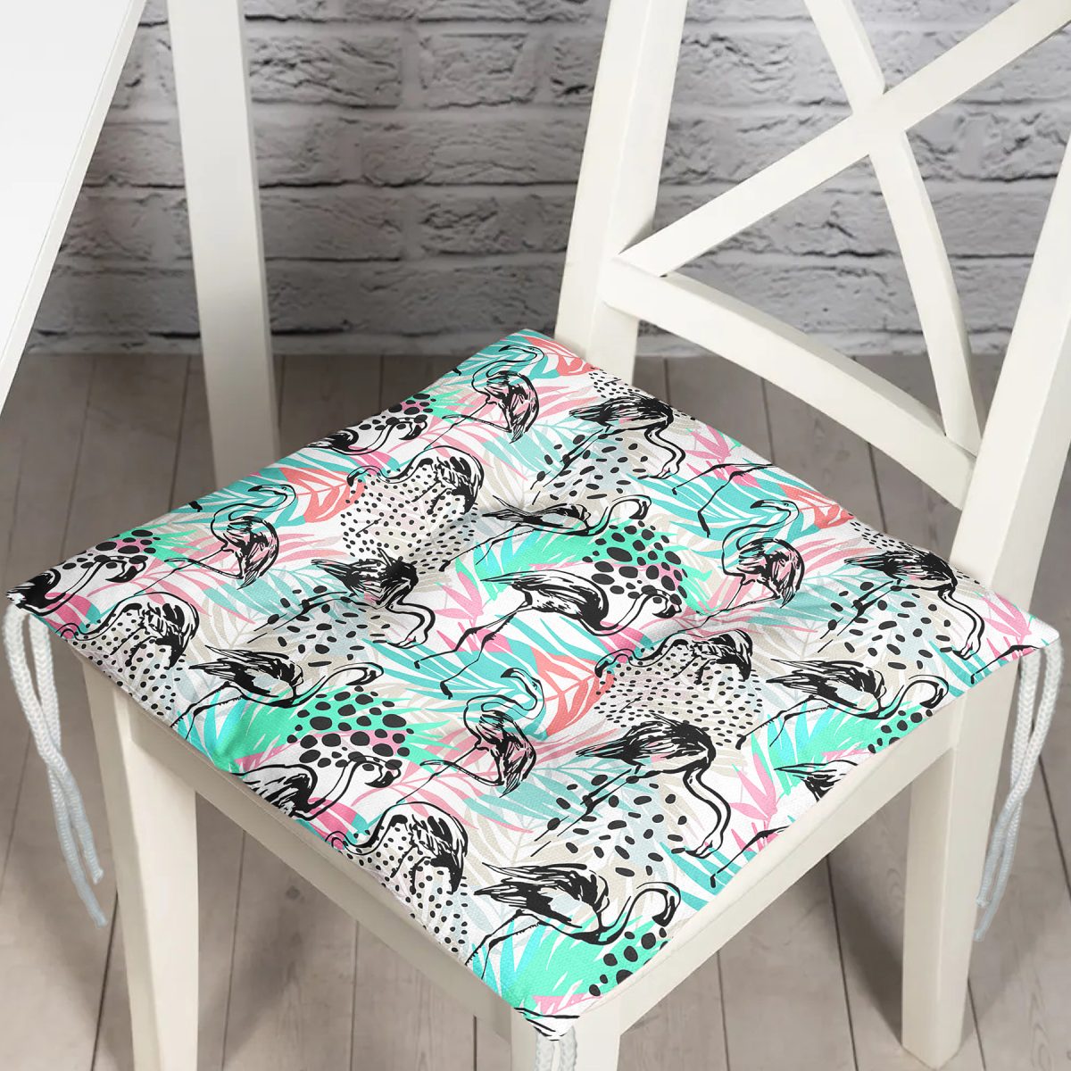 Renkli Yapraklar Üzerinde Flamingo Motifli Dekoratif Pofuduk Sandalye Minderi Realhomes