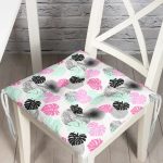 - P5361-Gorsel - Realhomes Beyaz Zeminde Renkli Trorik Yapraklar Pofuduk Sandalye Minderi Realhomes