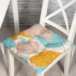 - P5375versiyon-Gorsel - Realhomes Renkli Puantiye Üzerinde Kelebek Tasarımlı Pofuduk Sandalye Minderi Realhomes