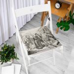 - P5534-Gorsel-1 - Realhomes Siyah Beyaz Zeminde Kral Ve Kraliçe Motifli Dekoratif Pofuduk Sandalye Minderi Realhomes