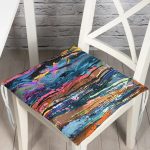 - P5588-Gorsel - Realhomes  Mavi Ağırlıklı Suluboya Desenli Modern Pofuduk Sandalye Minderi Realhomes