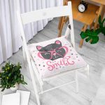 - P5691-Gorsel-1 - Realhomes  Kalpli Gözlüklü Smile Kedicik Dijital Baskılı Pofuduk Sandalye Minderi Realhomes