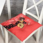 Prenses Pembe Zeminli Yelpazeli Kadın Desenli Dekoratif Pofuduk Sandalye Minderi Realhomes