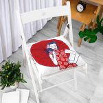 - P5858-Gorsel-1 - Realhomes Sırtında Kırmızı Şemsiyeli Japon Kadın Motifli Pofuduk Sandalye Minderi Realhomes
