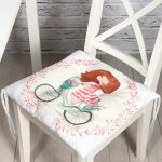 - P589-Gorsel - Realhomes RealHomes Özel Tasarım Düğmeli Pofuduk Sandalye Minderi Realhomes