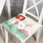 - scootergirl.eps - Realhomes  RealHomes Özel Tasarım Düğmeli Pofuduk Sandalye Minderi Realhomes