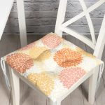 - P843-Gorsel - Realhomes RealHomes Özel Tasarım Düğmeli Pofuduk Sandalye Minderi Realhomes