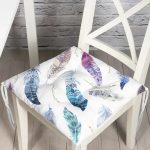 - P978-Gorsel - Realhomes  RealHomes Özel Tasarım Düğmeli Pofuduk Sandalye Minderi Realhomes