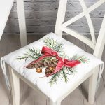 - Pofi-10184-Gorsel - Realhomes Özel Tasarım Kurdeleli Kozalak Motifli Dijital Baskılı Modern Pofuduk Sandalye Minderi Realhomes