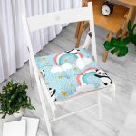 - Print - Realhomes  Realhomes Mavi Zeminde Gökkuşağı Motifli Panda Özel Tasarım Dijital Baskılı Modern Pofuduk Sandalye Minderi Realhomes