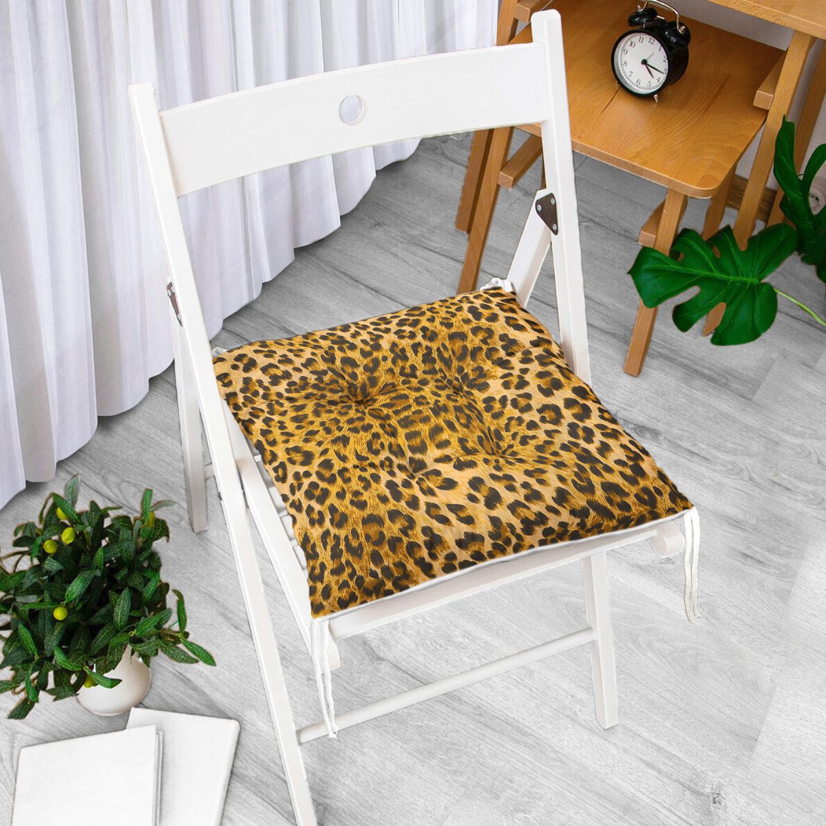 Leopar Desenli Dijital Baskılı Modern Pofuduk Sandalye Minderi Realhomes