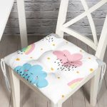 - Print - Realhomes  Sevimli Yağmur Bulutları Realhomes Dijital Baskılı Özel Tasarım Modern Pofuduk Sandalye Minderi Realhomes