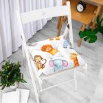 - Pofi-1220-Gorsel-1 - Realhomes Şirin Mutlu Orman Hayvanları Dijital Baskılı Özel Tasarım Modern Pofuduk Sandalye Minderi Realhomes