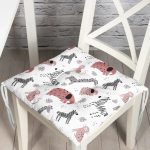 - Web - Realhomes Sevimli Orman Hayvanları Motifli Dijital Baskılı Özel Tasarım Modern Pofuduk Sandalye Minderi Realhomes