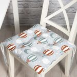 - Pofi-1302-Gorsel - Realhomes Uçan Balon Bulut Ve Ay Desenli Dijital Baskılı Özel Tasarım Modern Pofuduk Sandalye Minderi Realhomes