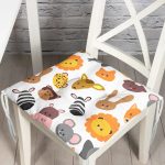 - Pofi-1335-Gorsel - Realhomes Çocuk Odası Sevimli Hayvanlar Desenli Dijital Baskılı Özel Tasarım Modern Pofuduk Sandalye Minderi Realhomes