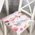 - Pofi-1380-Gorsel - Realhomes Tavşan Ve Orman Temalı Dijital Baskılı Özel Tasarım Modern Pofuduk Sandalye Minderi Realhomes