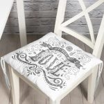 - Pofi-2006-Gorsel - Realhomes Love Yazılı Dijital Baskı Modern Pofuduk Sandalye Minderi Realhomes