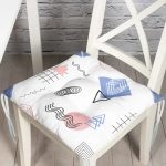 - Pofi-2046-Gorsel - Realhomes Renkli Geometrik Şekiller Dijital Baskılı Pofuduk Sandalye Minderi Realhomes