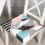 - Pofi-2049-Gorsel - Realhomes Modern Geometrik Şekilli Dijital Baskılı Pofuduk Sandalye Minderi Realhomes