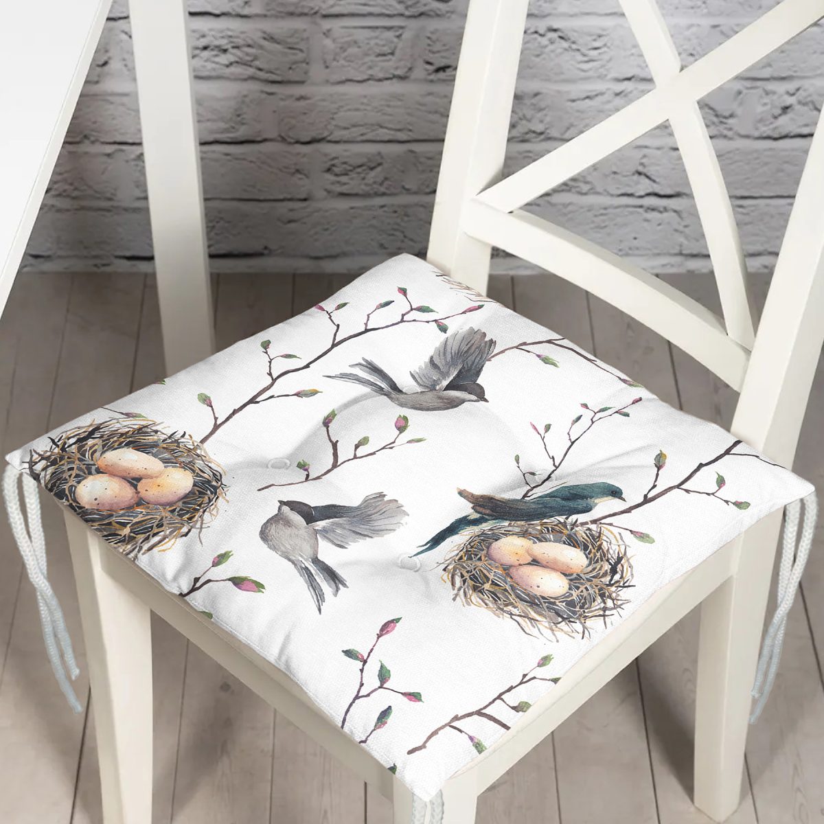 Kuşlar ve Dal Desenli Modern Pofuduk Sandalye Minderi Realhomes
